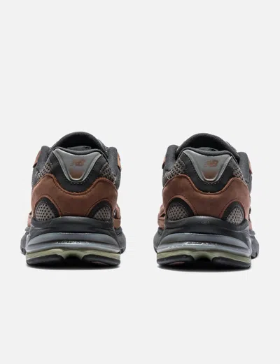 New Balance Low Top Sneakers With Mesh Panels And Rubber Outsole In Brown