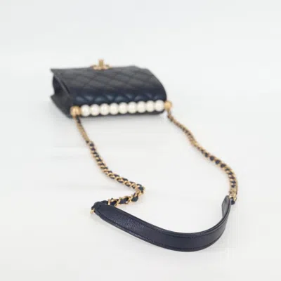 Pre-owned Chanel Pearl Bag Navy Leather Clutch Bag ()