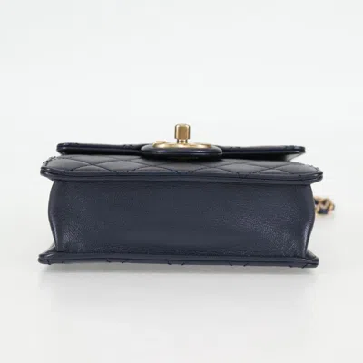 Pre-owned Chanel Pearl Bag Navy Leather Clutch Bag ()