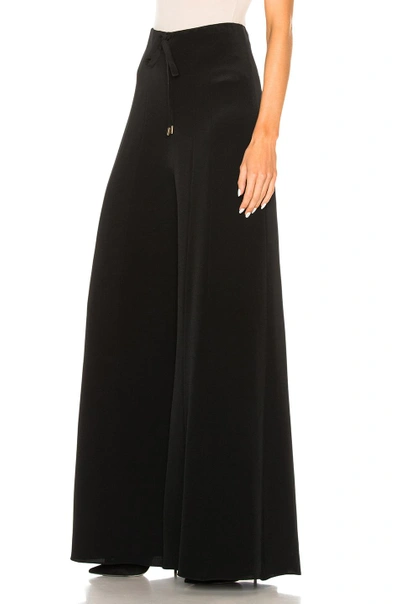 Shop Cushnie Et Ochs Silk Crepe Palazzo Pant In Black