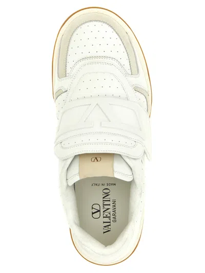 Valentino Sneaker Low Top Joie De Jouer White In White