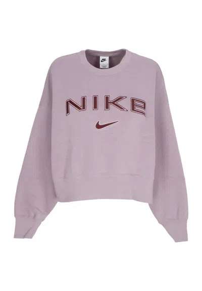 Nike Women's W Sportswear Phoenix Fleece Oversized Logo Crewneck Lt Violet Hours/burgundy Crush