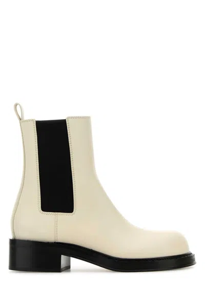 Bottega Veneta Women's Ivory Leather Cliff Ankle Boots In White