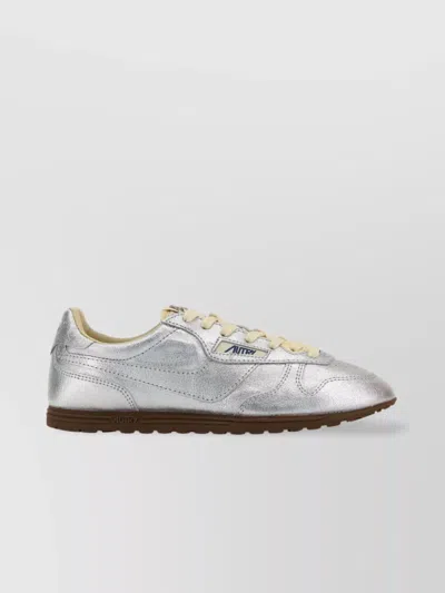 Autry Windspin Low Sneakers In Platinum Leather In Silver