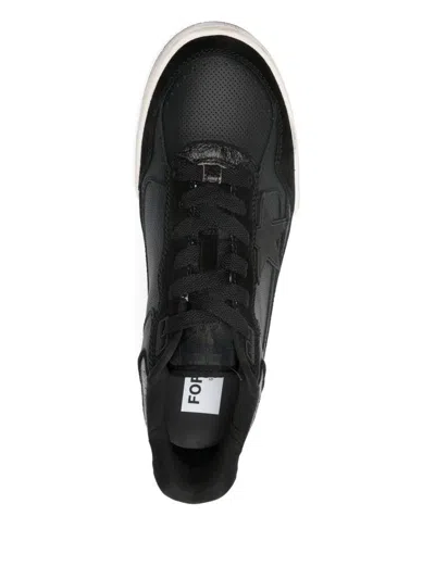 Golden Goose Low Top Leather Sneakers With Contrast Sole In Black