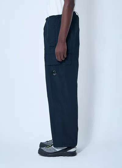 C.p. Company Men Flatt Nylon Cargo Pants In Blue