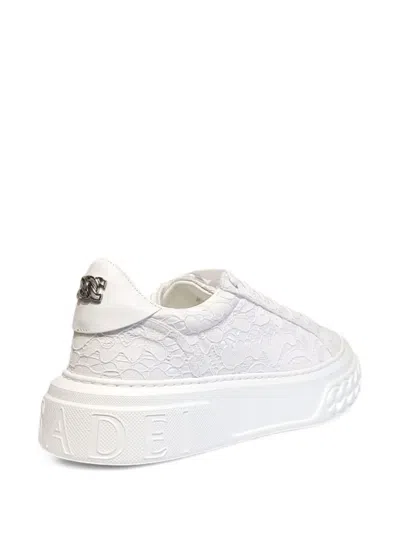 Casadei Off Road チェーントリム スニーカー In White