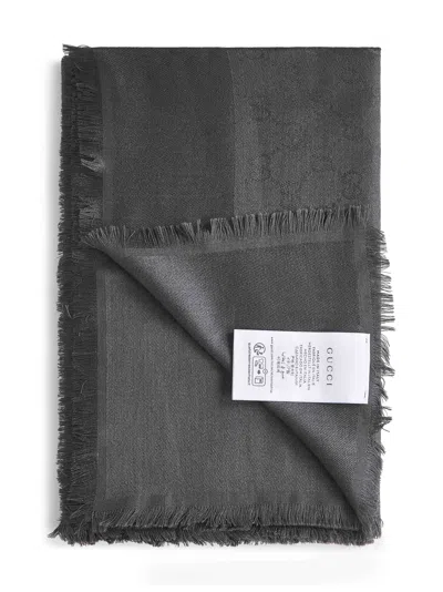 Gucci Men Grey Gg Wool And Silk Jacquard Shawl In Gray