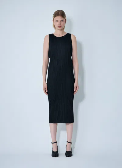 Issey Miyake Pleated Midi Dress In Black