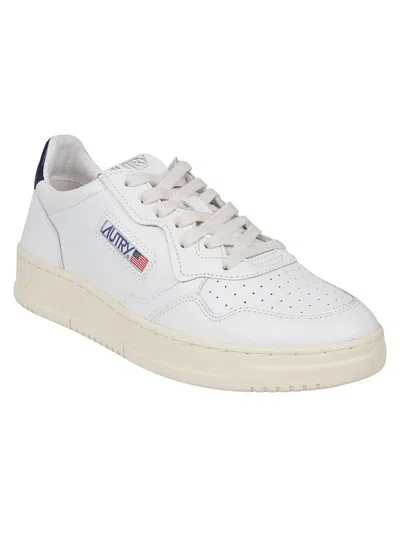 Autry Medalist Low-top Sneaker In White