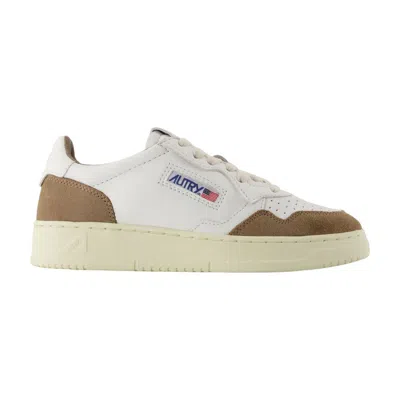 Autry Medalist Low White Leather And Suede Tobacco Sneakers In Brown