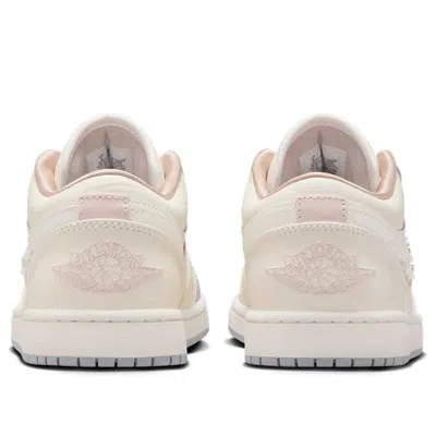 Air Jordan (wmns)  1 Low 'sail Soft Pearl' In White