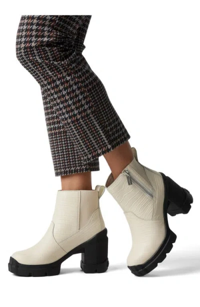 Sorel Caribou X Chelsea Boot In Black