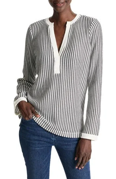 Nic + Zoe Nic+zoe Zigzag Split Neck Knit Top