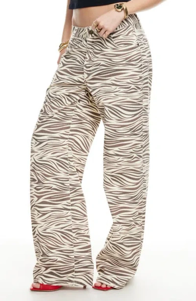 Lioness Top Model Zebra Low Rise Wide Leg Jeans In Neutral