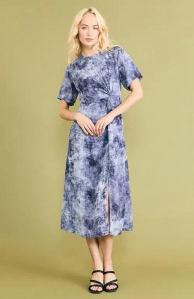 Luxely Short Sleeve Twisted Midi Dress