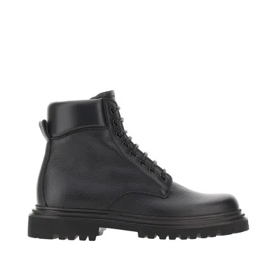 Dolce & Gabbana Grained Leather Lace-up Ankle Boots
