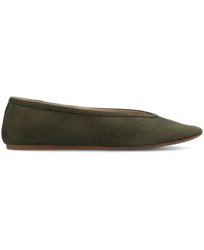 Journee Collection Fortune Flat In Green