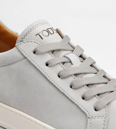 Tod's Round Toe Low-top Casual Shoes