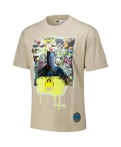 Freeze Max Men's Tan Batman Comics Spray Paint Loose Fit T-shirt In Neutral