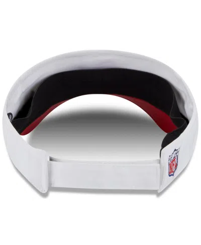 New Era Men's White/red Tampa Bay Buccaneers 2025 Nfl Training Camp Adjustable Visor Hat