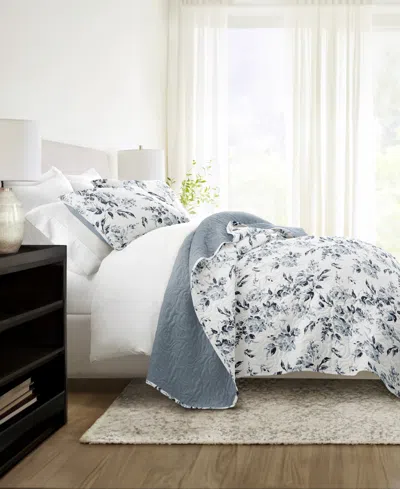 Ienjoy Home Rose Garden Reversible 3-pc. Quilt Set, Full/queen In Blue