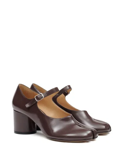 Maison Margiela Tabi Mary Jane 60 Glossed Leather Pumps In Burgundy