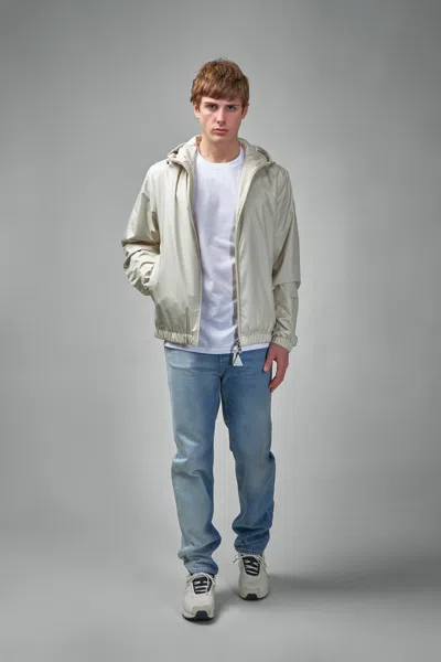 Moncler Domene Hooded Jacket In Gray