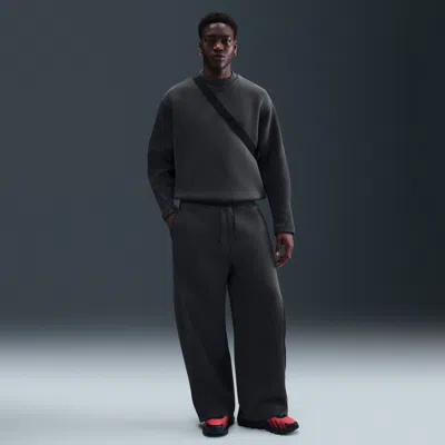 Nike Men's Tech Fleece Loose-fit Open Hem Pants In Black