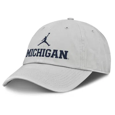 Jordan Men's Michigan Off-field Club Gameday  Brand College Adjustable Hat