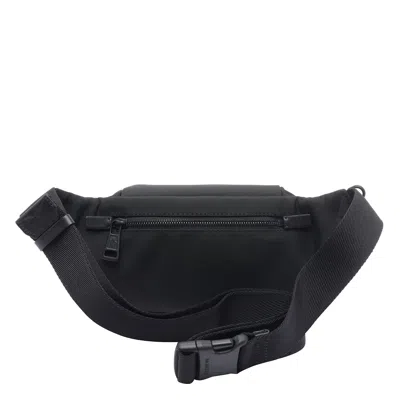 Moncler Durance Logo-patch Belt Bag In Black