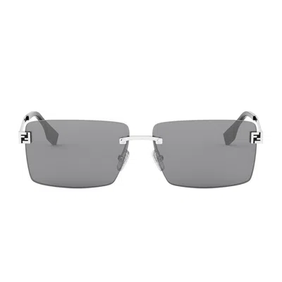 Fendi Geometric Sunglasses In Metallic
