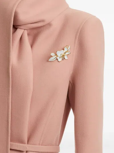 Oscar De La Renta Enamel Jasmine Brooch In Gold