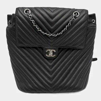 Pre-owned Chanel Black Quilted Calfskin Chevron Urban Spirit Backpack Bag