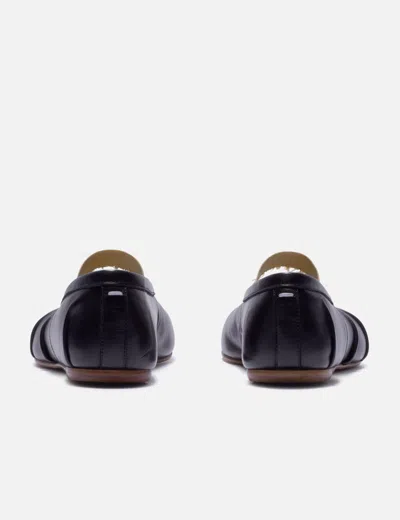 Maison Margiela Black Leather Flats With Elegant Elastic Strap In Black
