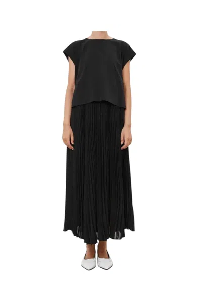 Meimeij Women's Long Sleeved Dress  With Pleated Skirt In Black