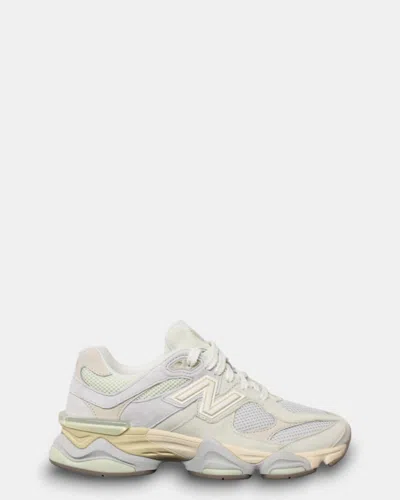 New Balance Mod. 9060 - Pink