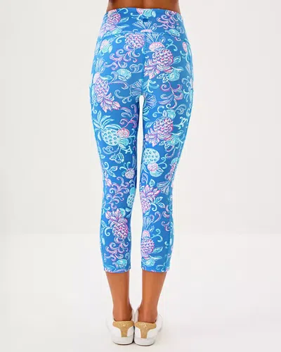 Lilly Pulitzer Upf 50+ Luxletic 21" Weekender High Rise Crop Legging In Blue