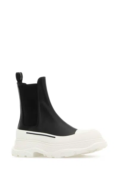 Alexander Mcqueen Chunky Outsole Cap Toe Chelsea Boots In Multi