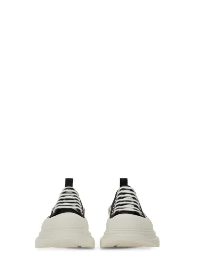 Alexander Mcqueen Black Nappa Leather Tread Slick Sneakers