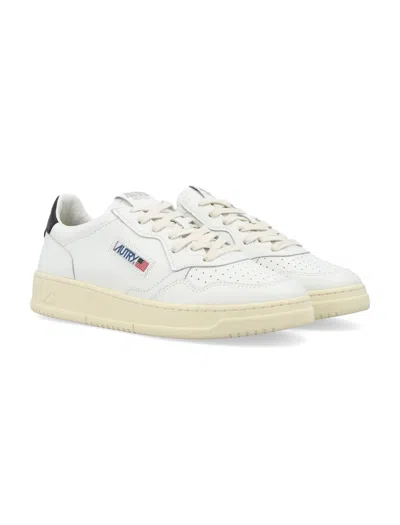 Autry Medalist Low Sneakers