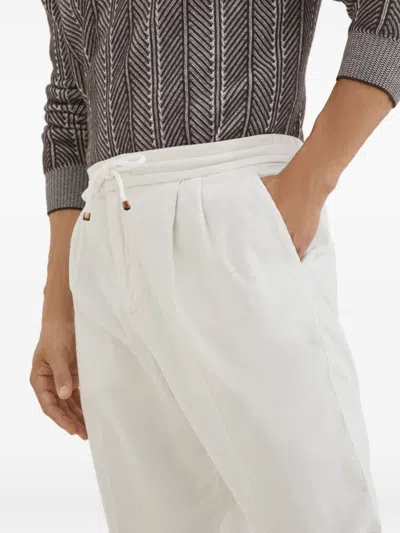 Brunello Cucinelli Men White Linen And Cotton Leisure Fit Trousers In White