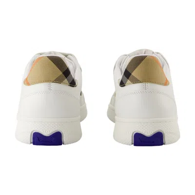 Burberry White Leather Sneaker Terrace And Check