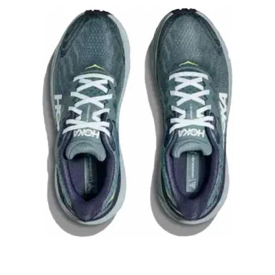 Hoka Challenger 7