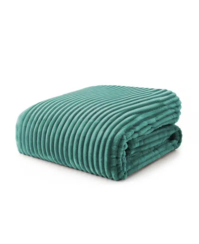 Unikome Year Round Plush Flannel Comforter, King
