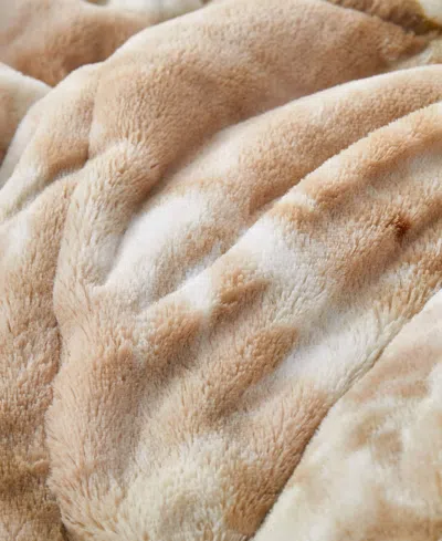 Unikome Reversible Medium Weight Plush Faux Fur Comforter, King