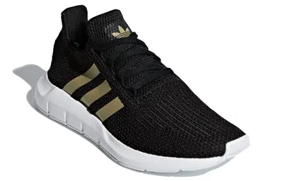 Adidas Originals (wmns) Adidas Swift Run 'black Tech Silver'