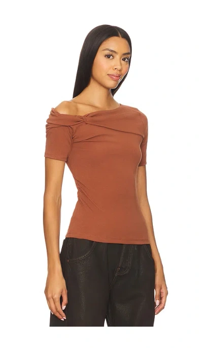 Astr Saylah Top In Brown