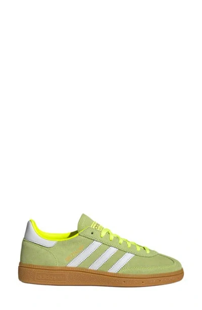 Adidas Originals (wmns) Adidas Handball Spezial 'solar Yellow White'