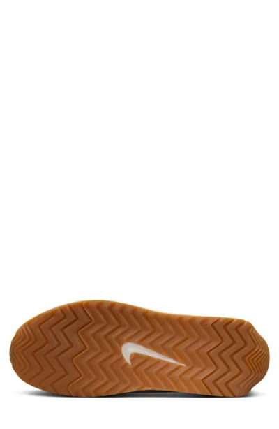 Nike Pacific Low Top Sneaker